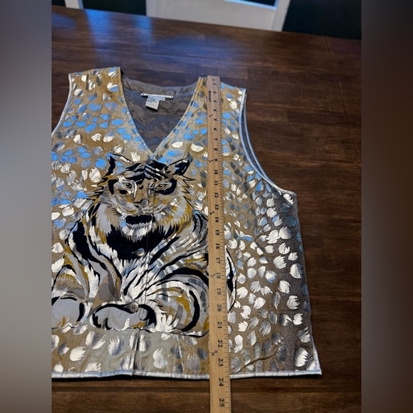 VTG Diane Gilman Metallic Tiger Print Button Front Vest Womens SZ M 100% Silk - Picture 8 of 8